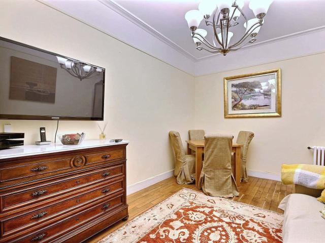 Apartment 2 bedrooms 65m²