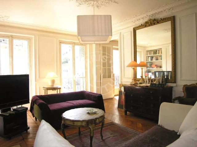 Apartment 2 bedrooms 105m²
