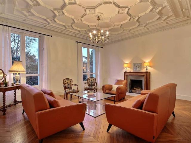 Apartment 2 bedrooms 106m²