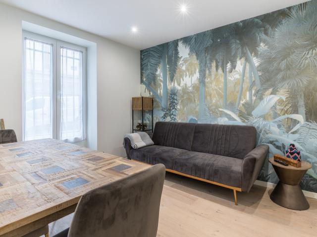 Apartment 2 Bedrooms & 2 Living Rooms in the Heart of Paris Montmartre, Ideal for a Comfortable Stay near Sacré Coeur
