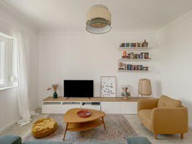 Apartment 2 bedrooms Renovated Penha de França Lisboa for rent equipped, quiet area, furnished