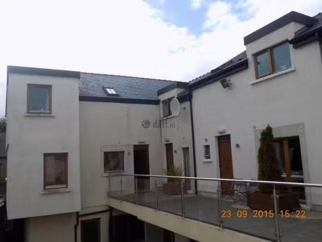 Apartment 2, Mall Mews, Castlebar, Co. Mayo is for rent