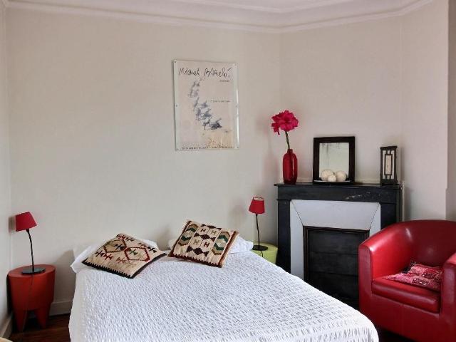 Apartment 2 rooms 35m² Raspail Sèvres Babylone, Paris Amsterdam Apartments for Rent