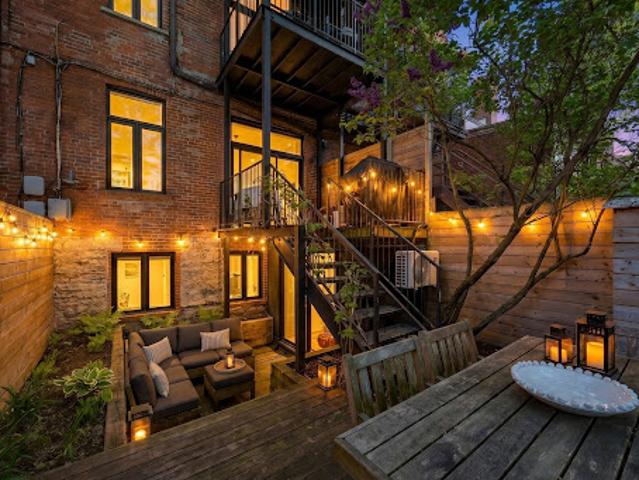 Apartment with terrace