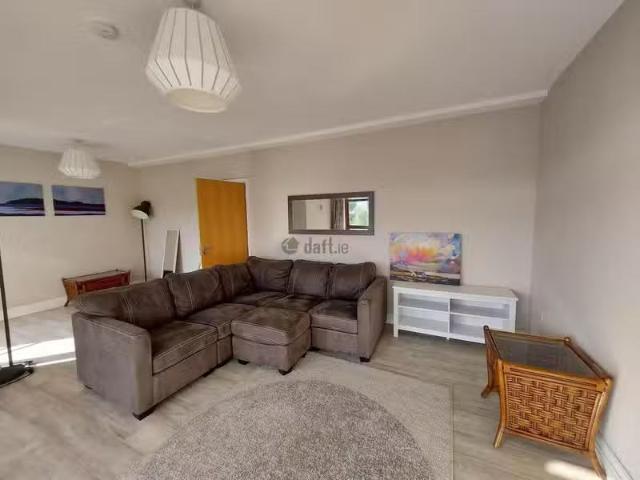 Apartment 303, River Oaks, Ballisodare, Co. Sligo is for rent