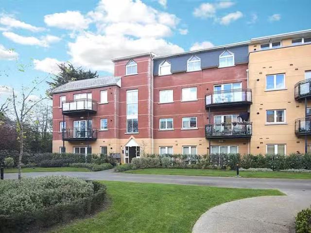 Apartment 32, Pintail House, Red Court Oaks, Seafield Road Eas.