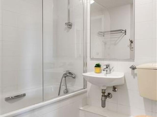 Apartment 33, Mimosa Hall, Levmoss Park, Leopardstown, Dublin 18 Mark Kelly & Associates 4940 MyHome. Ie Residential