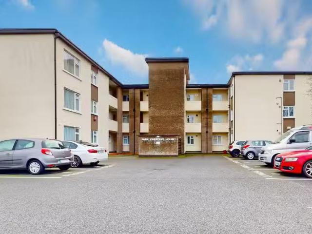 Apartment 33, Park Crescent House, Dublin 7, D07KC90 is for sale