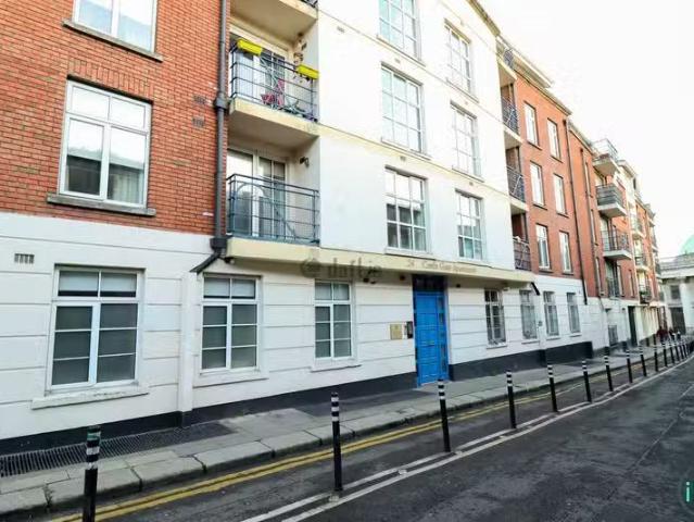 Apartment 35, Block B, Castle Gate Apartments, Dublin 2 is for.