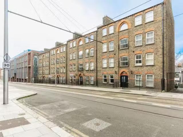 Apartment 38, Temple Court, Phibsborough, Dublin 7 is for rent