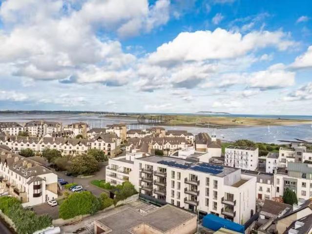 Apartment 38, The Green, Gas Yard Lane, Malahide, Co. Dublin.