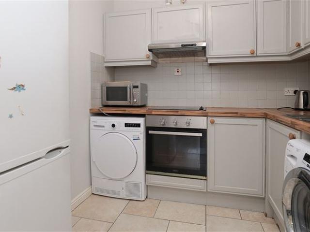 Apartment 7, Green Isle Court, Clondalkin, Dublin 22 BROE Auctioneers 4825 MyHome. Ie Residential