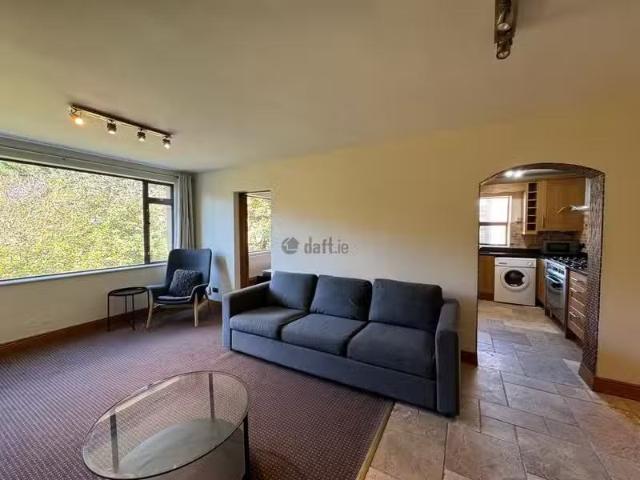 Apartment 41, Danes Court, Clontarf, Dublin 3 is for rent