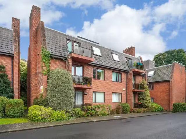 Apartment 44, River Gardens, Glasnevin, Dublin 9, D09T263 is f.