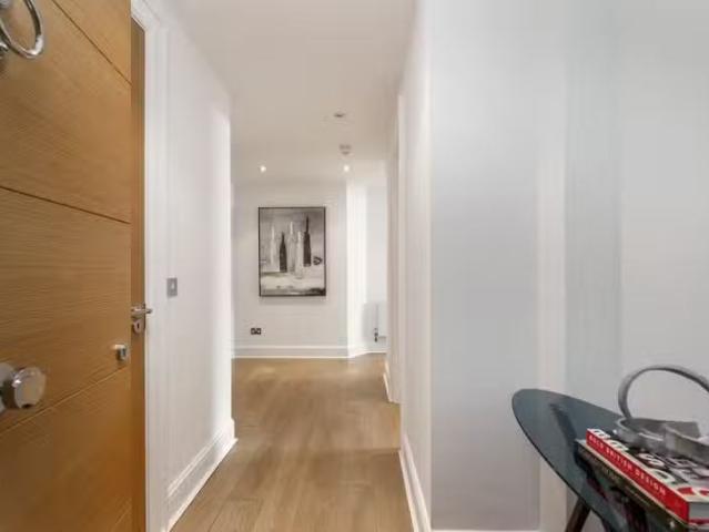 Apartment 49, Lansdowne Wood, Lansdowne Road, Ballsbridge, Dub.