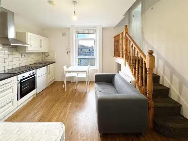 Apartment 4, 44 Goldsmith Street, Phibsborough, Dublin 7, D07.