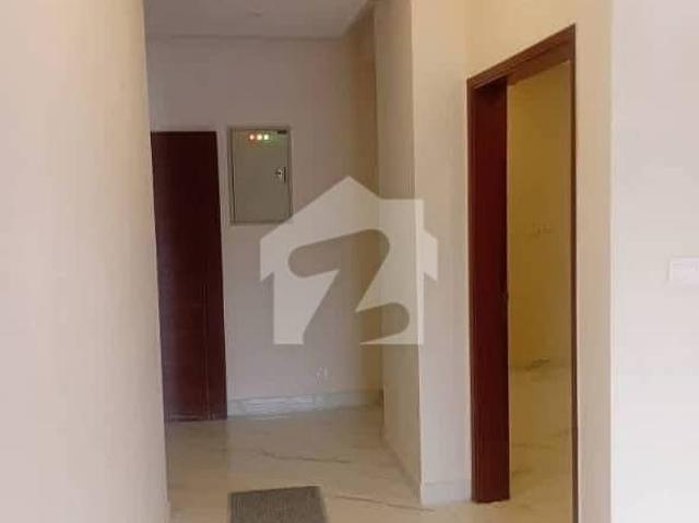 Apartment 4 bed dd in askari 6