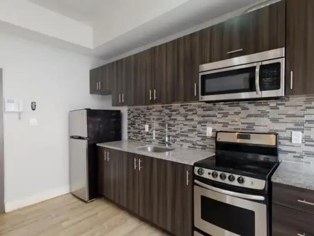Apartment 4 Bedroom For Rent Ottawa ON 3400 ELS102468015