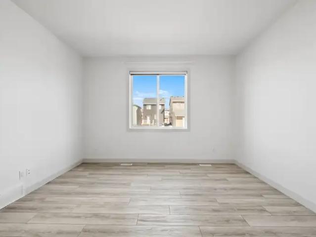 Apartment 4 Bedroom For Rent Calgary AB 2600 ES101441504