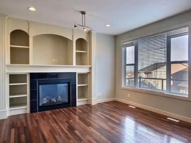 Apartment 4 Bedroom For Rent Calgary AB 2600 ES104681845