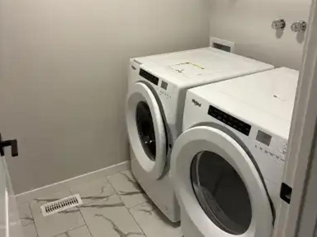 Apartment 4 Bedroom For Rent Calgary AB 2700 ES103243631