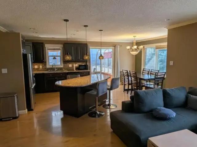 Apartment 4 Bedroom For Rent Calgary AB 3900 ELS102085743