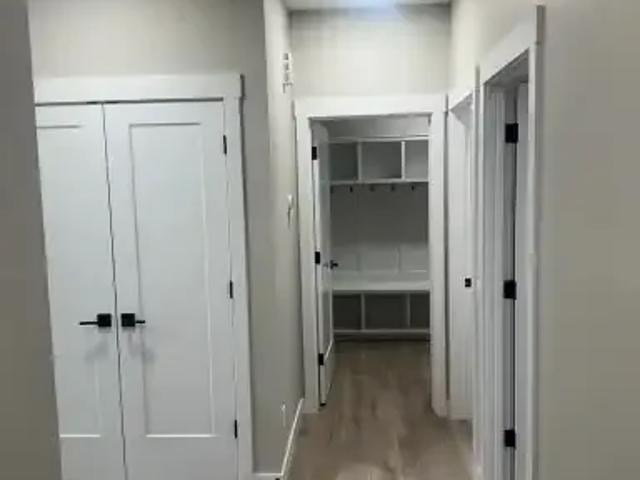 Apartment 4 Bedroom For Rent Edmonton AB 2400 ES104506784