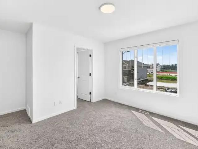 Apartment 4 Bedroom For Rent Edmonton AB 2400 ES104598321