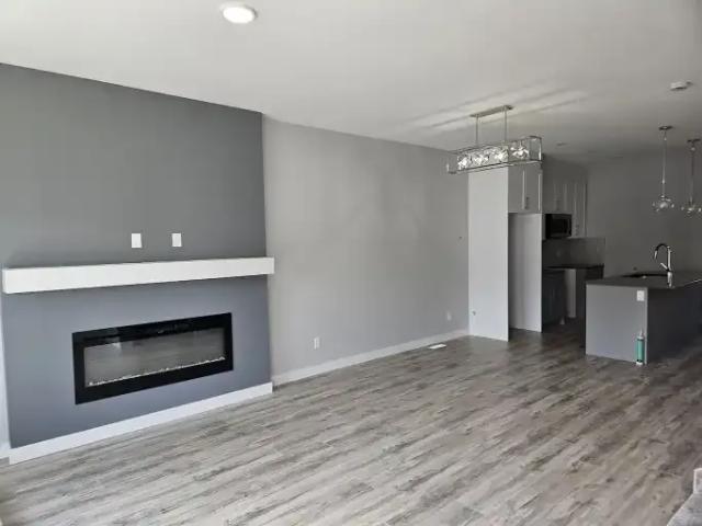 Apartment 4 Bedroom For Rent Edmonton AB 2100 ES105023145