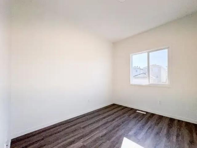 Apartment 4 Bedroom For Rent Edmonton AB 2250 ES101441581