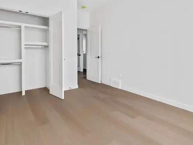 Apartment 4 Bedroom For Rent Edmonton AB 3200 ES102434446