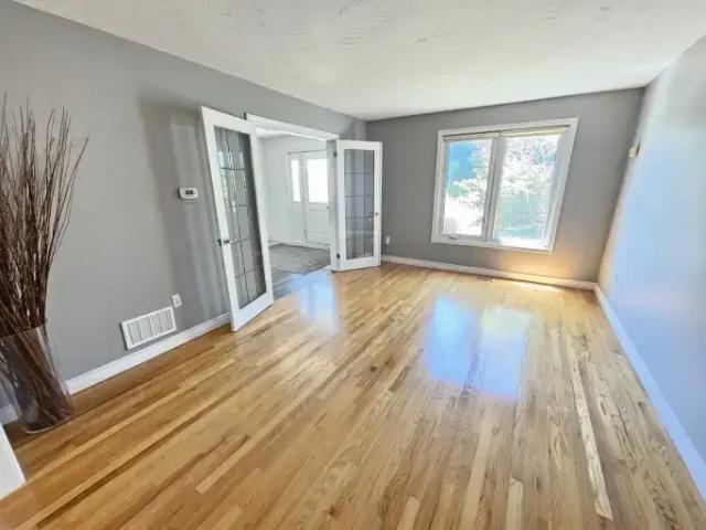 Apartment 4 Bedroom For Rent Thorold ON 2699 ELS102846277