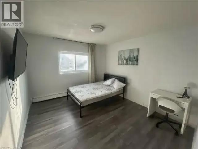 Apartment 4 Bedroom For Rent Waterloo ON 2799 ES101879136