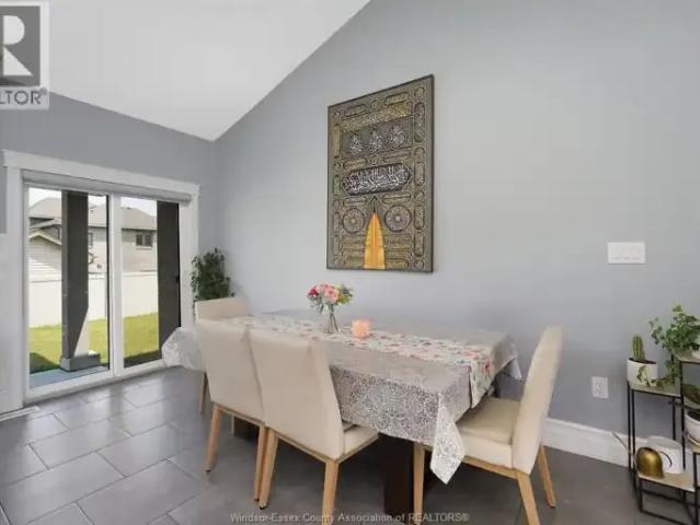 Apartment 4 Bedroom For Rent Windsor ON 4100 ES103091785