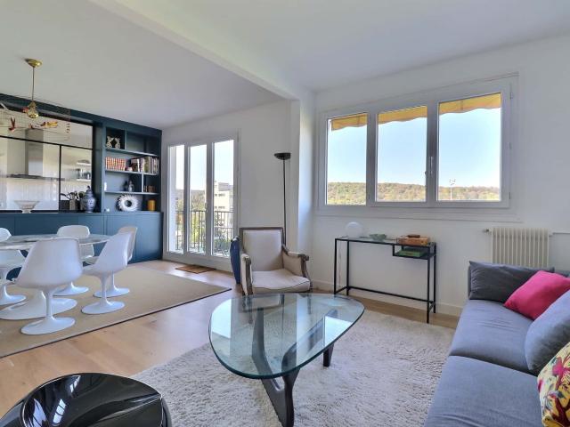 Apartment 4 bedrooms 135m²