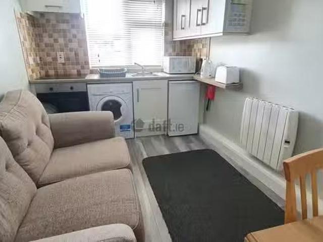 Apartment 4, C. J. 's, Castlebar, Co. Mayo is for rent