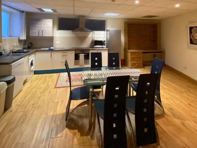 Apartment 4 Emmet House, Clyde Rd, Ballsbridge, Dublin 4 is fo.