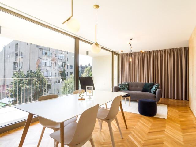 apartment 4 rooms, furnished, terrace, parking space, piata victoriei area