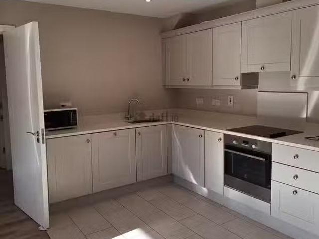 Apartment 4, Rosanule, Phoenix Park Avenue, Castleknock, Dubli.