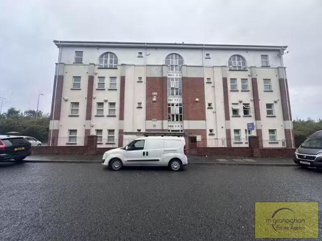 Apartment 4b Musgrave Manor