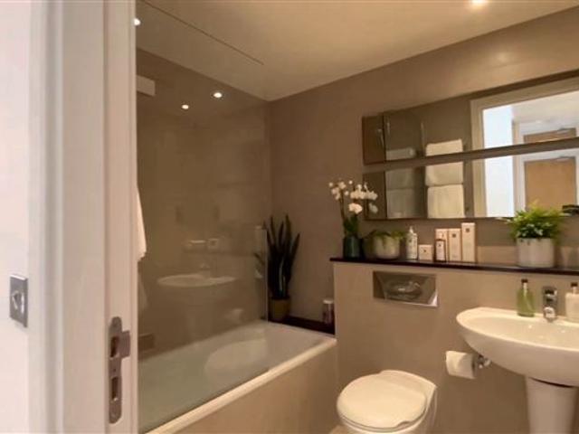 Apartment 505, Longboat Quay South Apartments, Dublin 2, Grafton Street, Dublin 2, D02 P704 MyHome. Ie Users 4941 MyHome. Ie Lettings