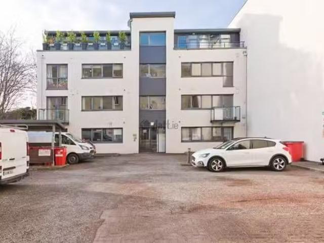 Apartment 50, 73 Leonard'S Court, Clanbrassil Str, South Circ.