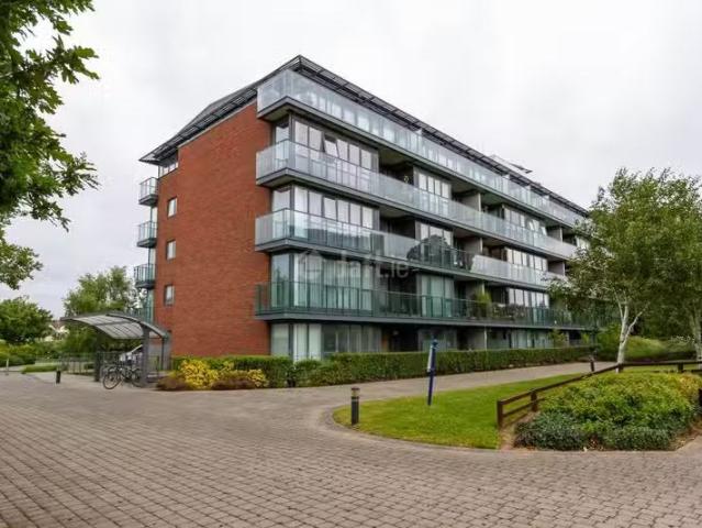 Apartment 56, Weavers Hall, The Gallops, Leopardstown, Dublin.