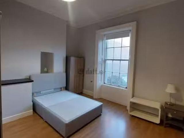 Apartment 5, 94 Ranelagh Road, Ranelagh, Dublin 6 is for rent