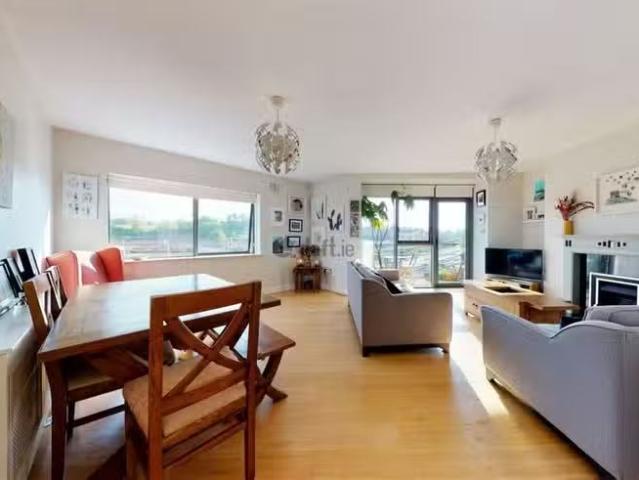 Apartment 5, West Courtyard, Tullyvale, Dublin 18, Cherrywood.