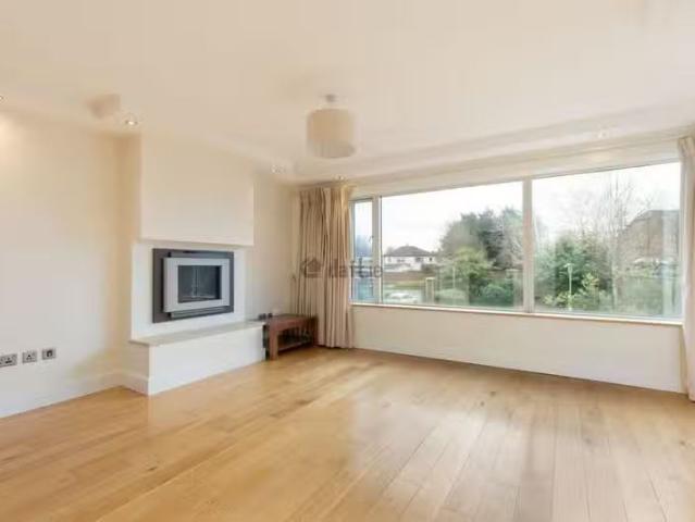 Apartment 5, Auburn Park, Navan Road D7, Dublin 7 is for rent