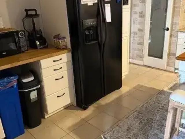 Apartment 5 Bedroom For Rent Edmonton AB 900 ES104824337