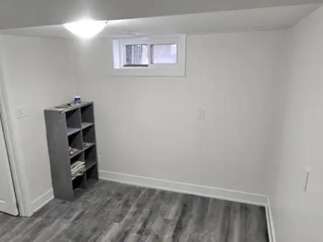 Apartment 5 Bedroom For Rent Waterloo ON 3700 ES102952008