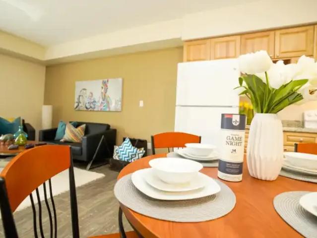 Apartment 5 Bedroom For Rent Waterloo ON 785 ES99070841