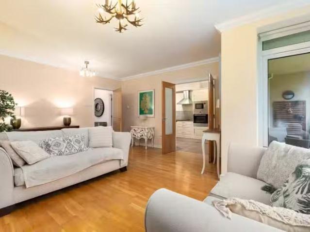 Apartment 5, House 8 Linden Square, Blackrock, Co Dublin, A94H.